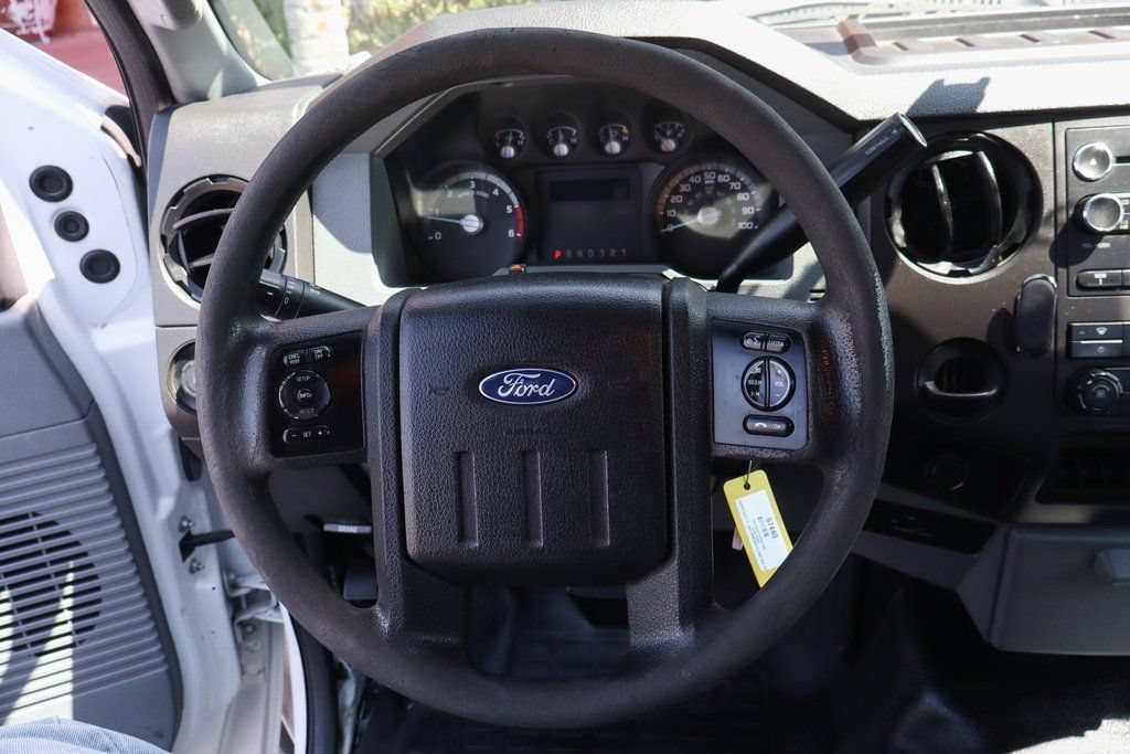 Used 2015 Ford F550 2WD Regular Cab Super Duty image 21
