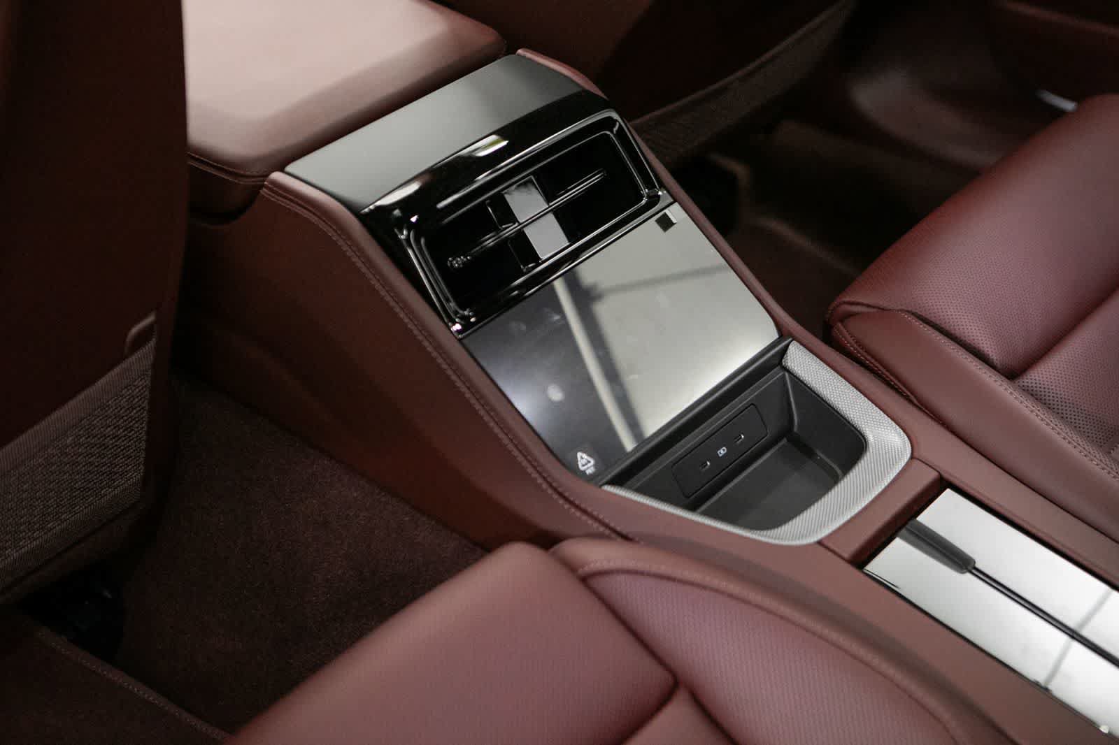 New 2026 Porsche Panamera 4 AWD/4WD image 33