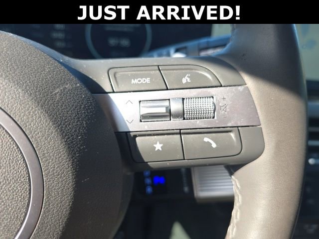 Certified 2025 Hyundai Sonata Limited FWD image 18