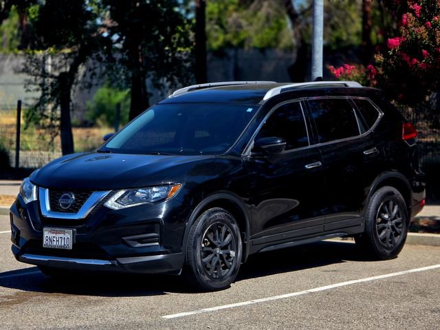 Used 2020 Nissan Rogue SV image 6
