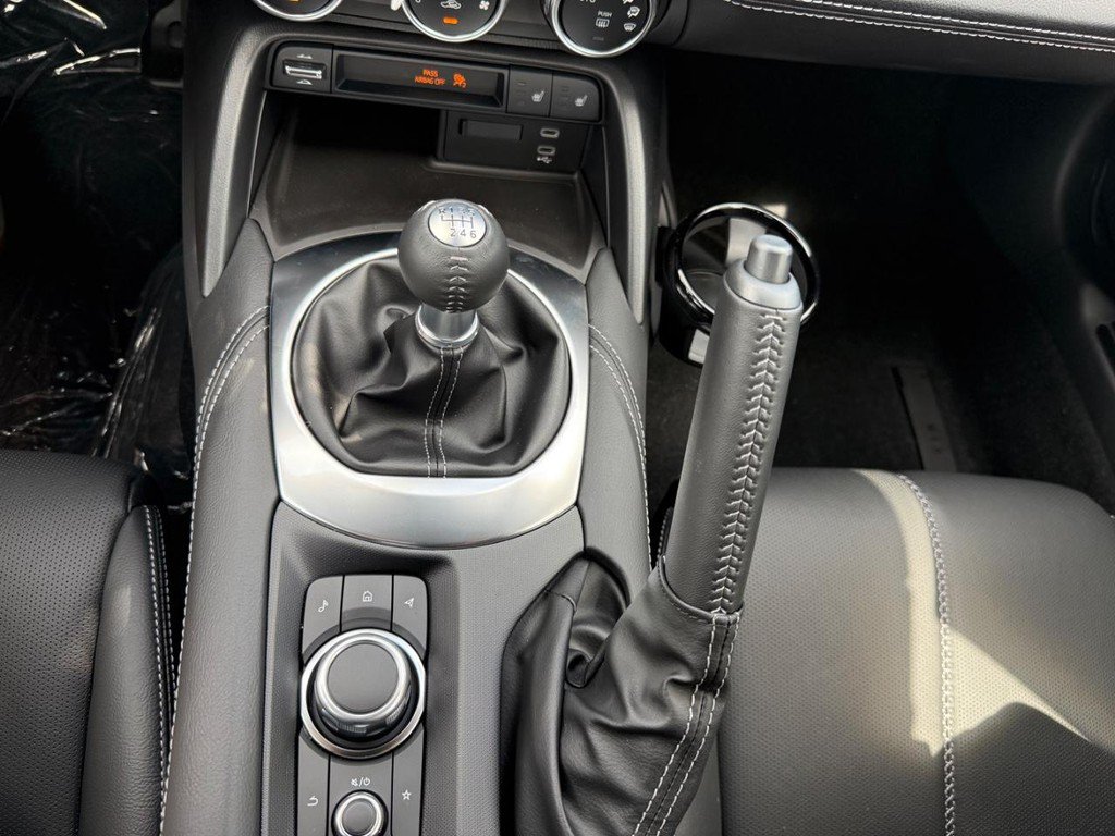 New 2026 MAZDA MX-5 Miata RF Grand Touring RWD image 13