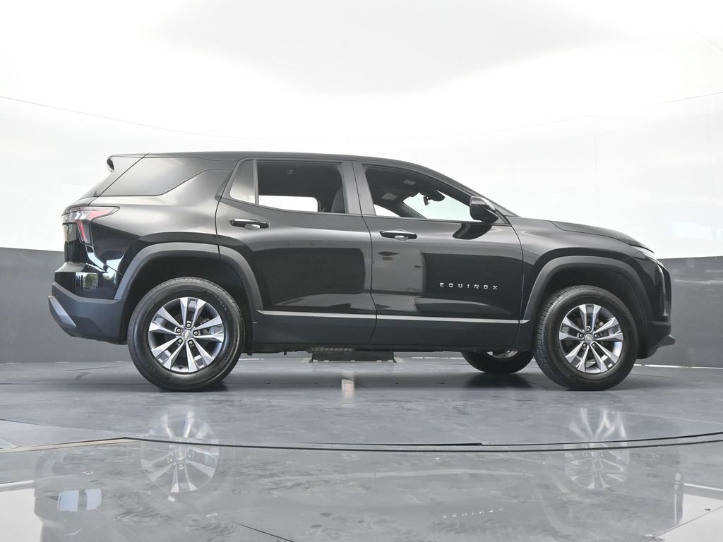 Used 2026 Chevrolet Equinox LT FWD image 61