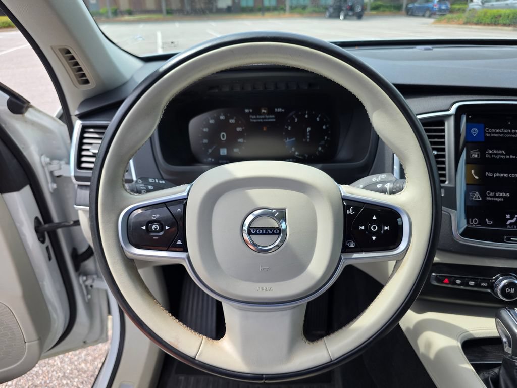 Used 2020 Volvo XC90 T5 Momentum w/ Protection Package Premier AWD/4WD image 23