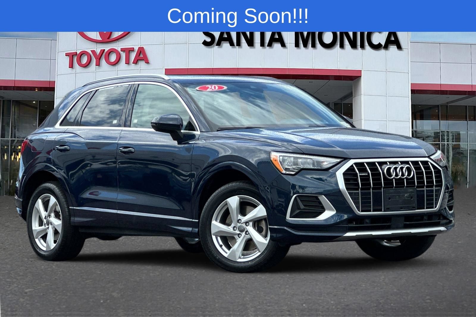 Used 2020 Audi Q3 2.0T Premium w/ Convenience Package AWD/4WD image 1