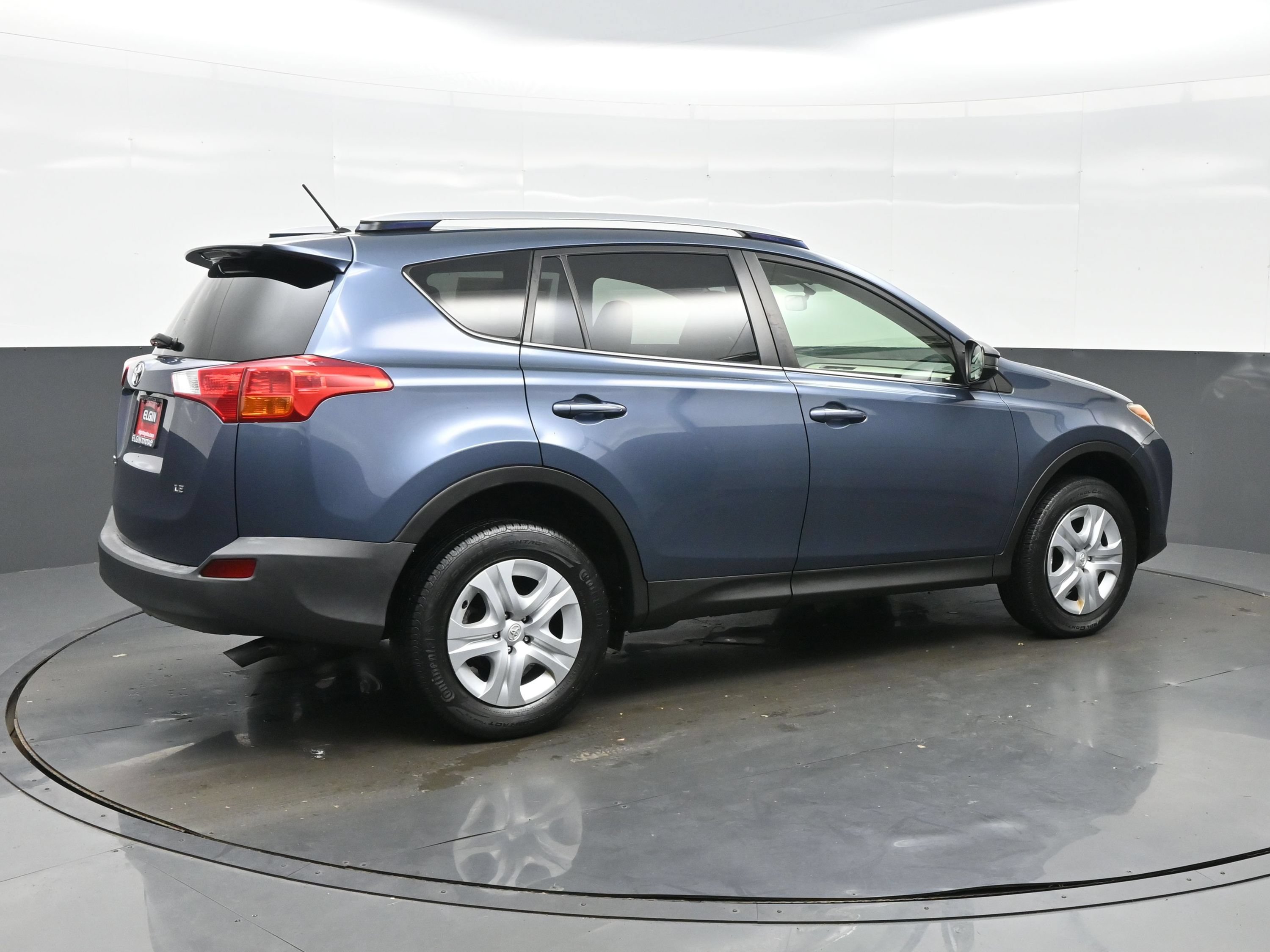 Used 2014 Toyota RAV4 LE FWD image 6