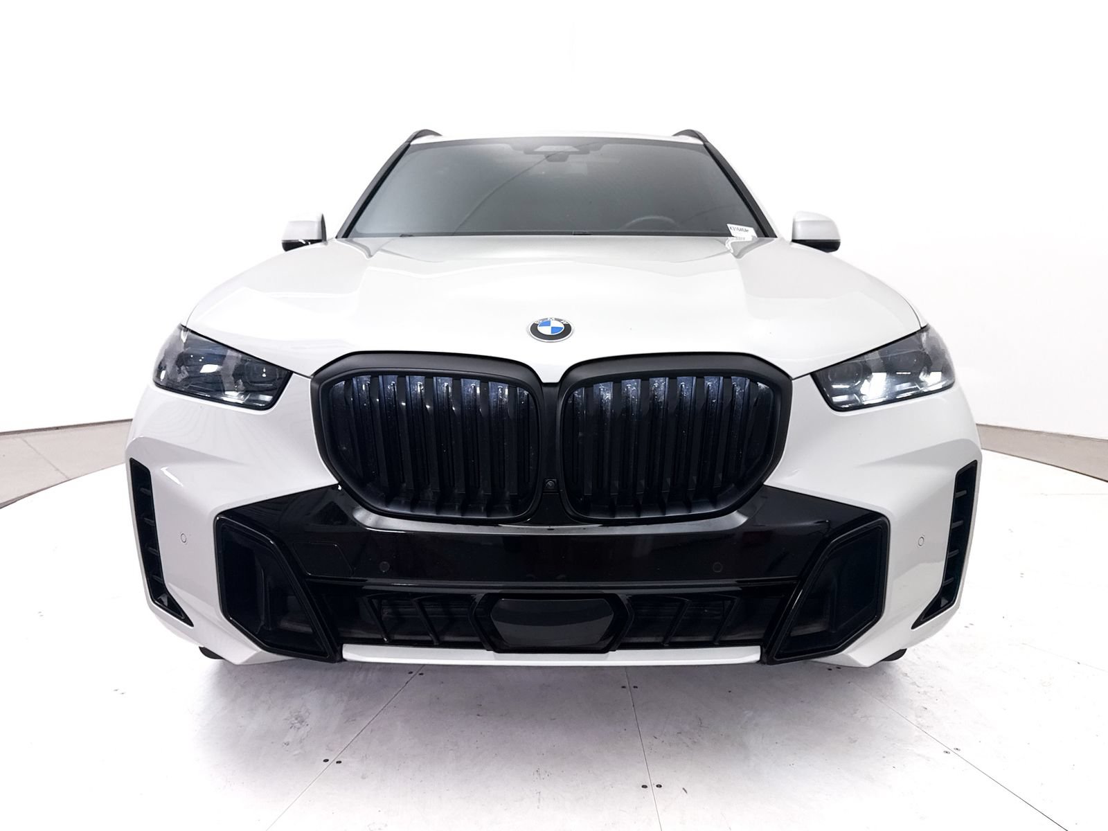 Used 2024 BMW X5 xDrive40i w/ Executive Package AWD/4WD image 15