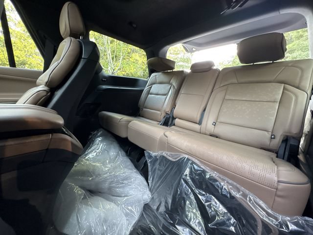 New 2027 Lincoln Navigator Black Label AWD/4WD image 24