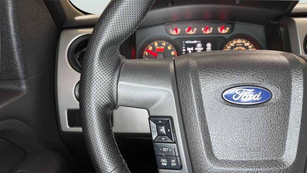 Used 2013 Ford F150 Raptor w/ Luxury Equipment Group image 27