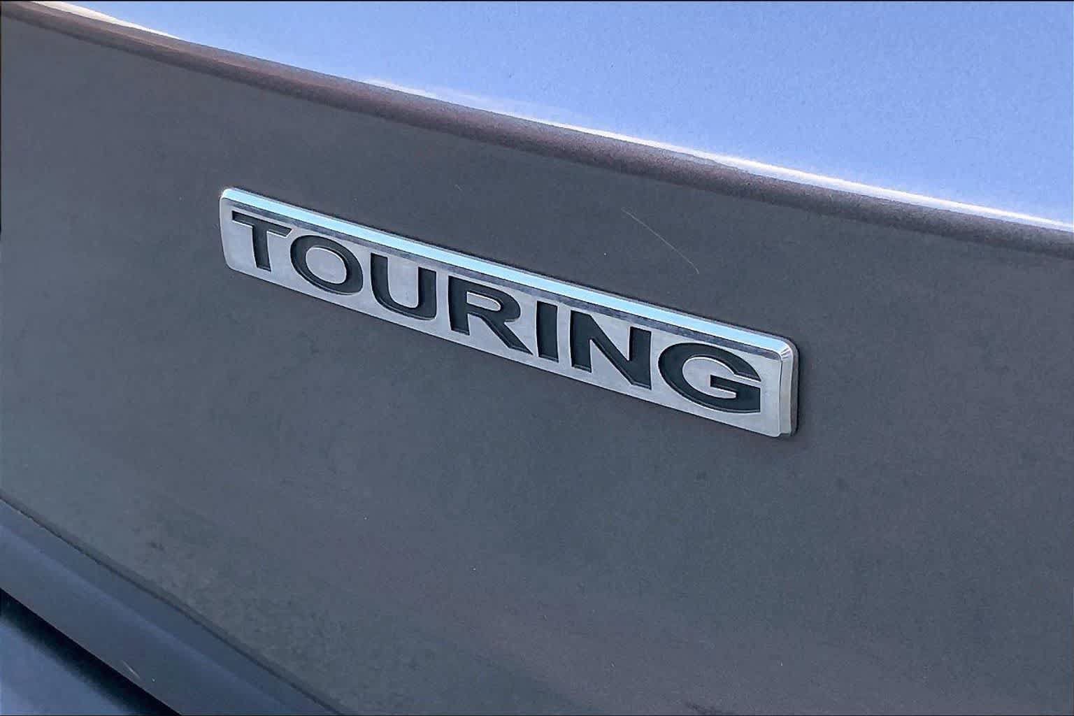 Used 2016 Honda CR-V Touring image 7