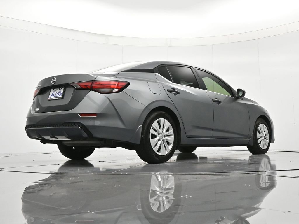 Used 2024 Nissan Sentra S image 39