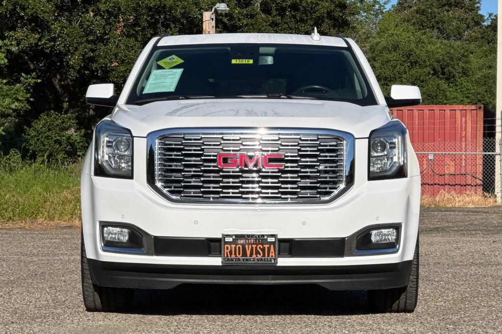 Used 2020 GMC Yukon XL Denali w/ Denali Premium Package AWD/4WD image 9