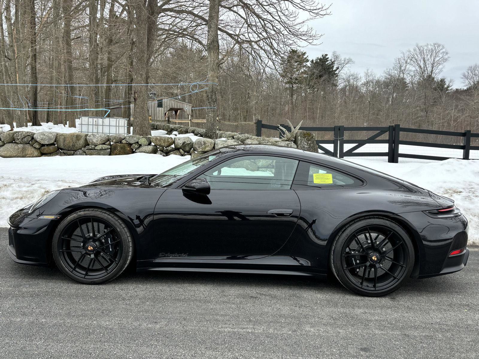 Used 2025 Porsche 911 Carrera 4 GTS image 9