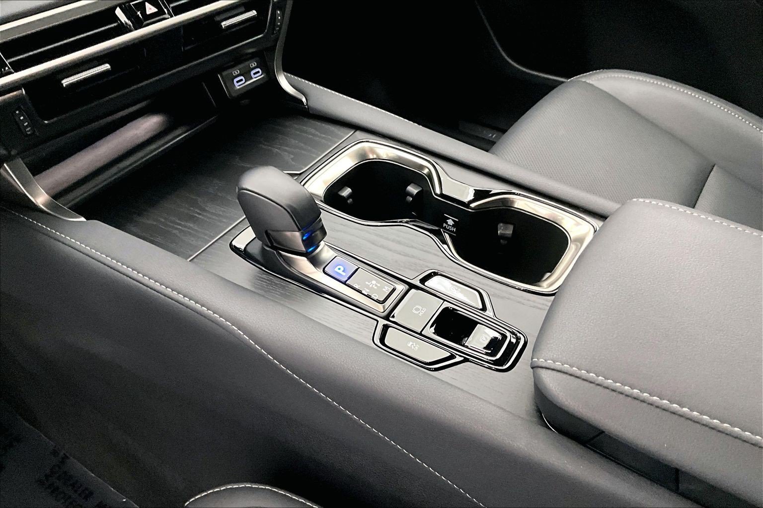 Used 2025 Lexus RX 350 Premium w/ Convenience Package FWD image 15