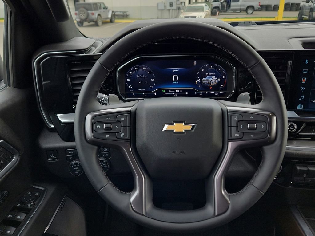 Used 2025 Chevrolet Silverado 1500 High Country AWD/4WD image 18