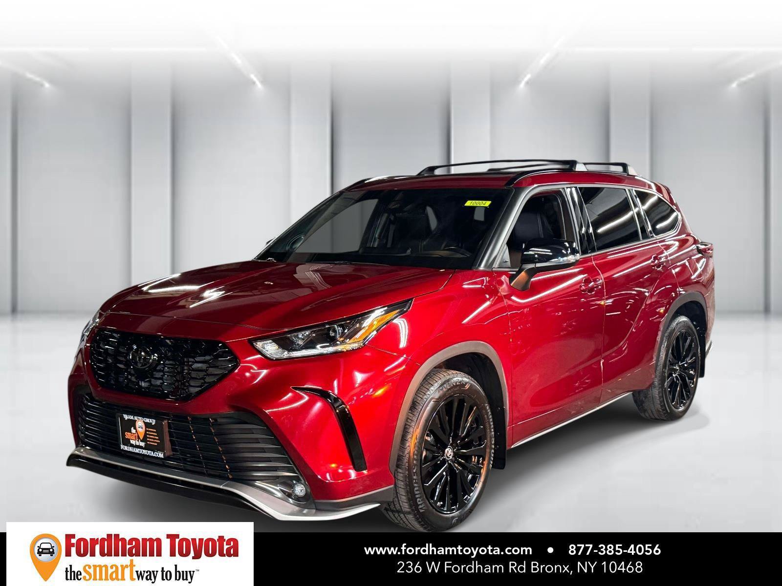 Used 2023 Toyota Highlander XSE AWD/4WD image 4