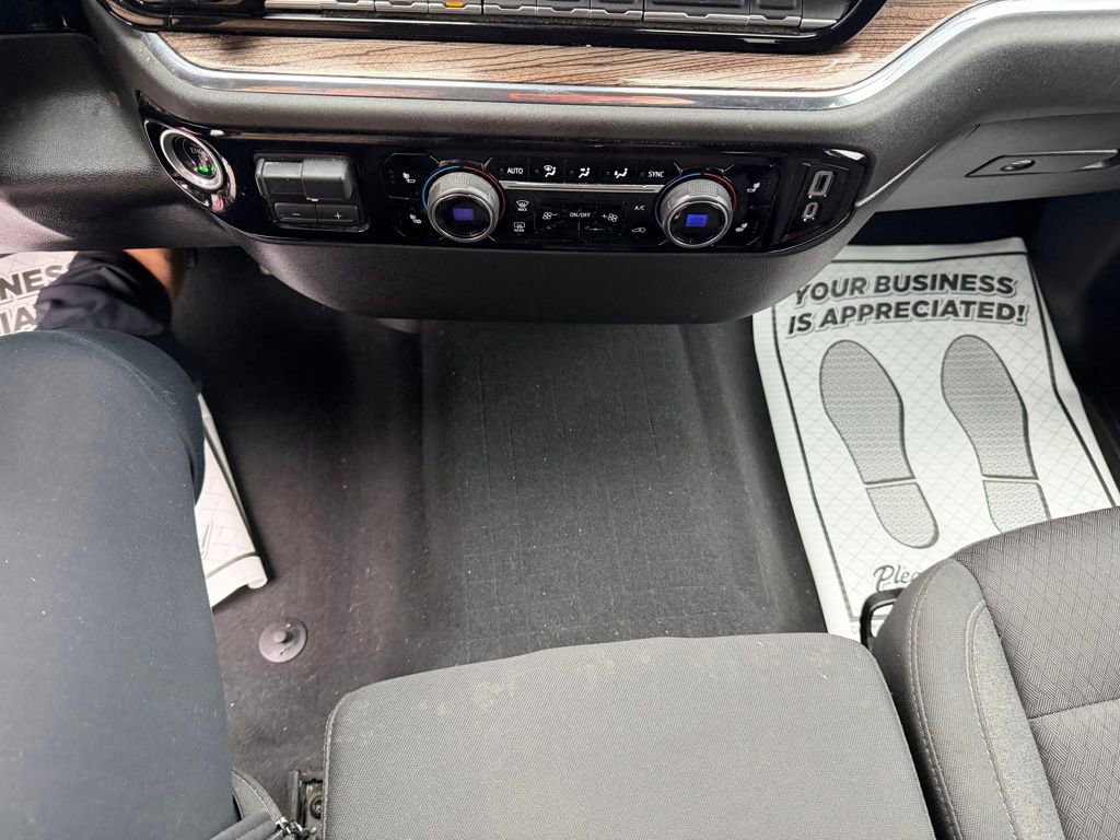 Used 2023 Chevrolet Silverado 1500 RST w/ Redline Edition image 21