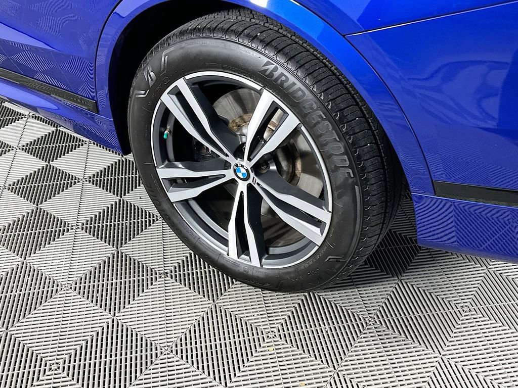 Used 2024 BMW X7 M60i image 39