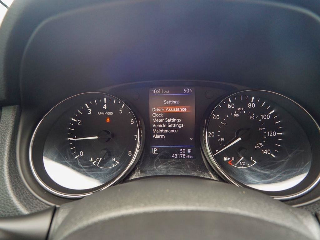 Used 2020 Nissan Rogue SL w/ Premium Package FWD image 24