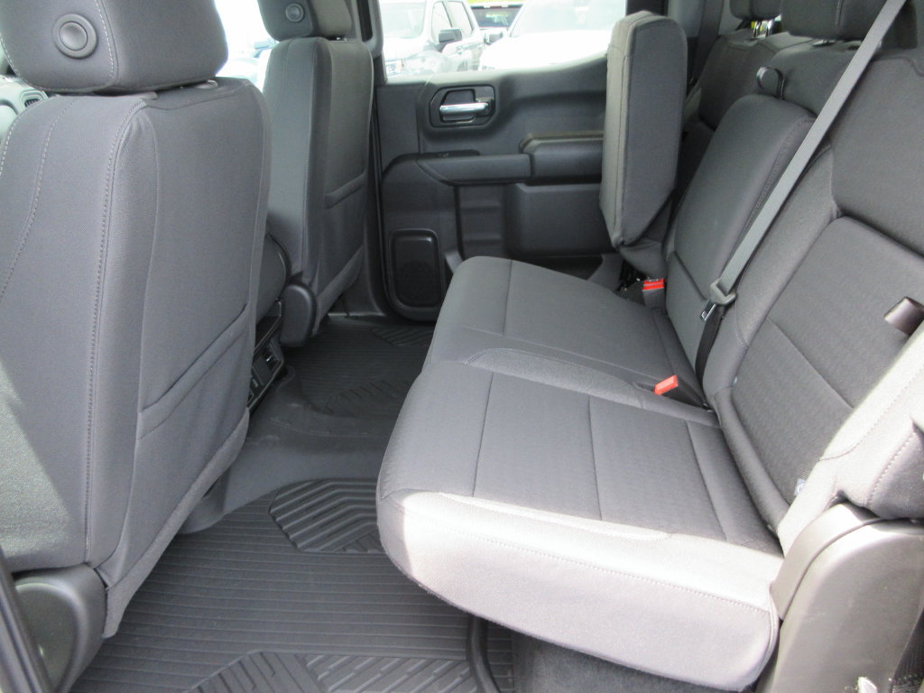 New 2026 Chevrolet Silverado 1500 Custom Trail Boss w/ LPO, Dark Essentials Package AWD/4WD image 16