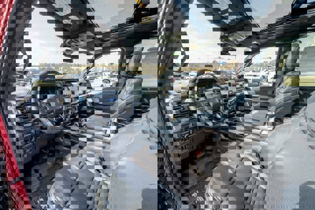 New 2026 Ford F150 Platinum w/ Equipment Group 702A High image 34