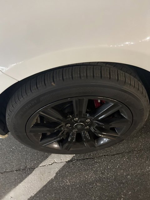 Used 2018 Land Rover Range Rover Sport HSE Dynamic image 3