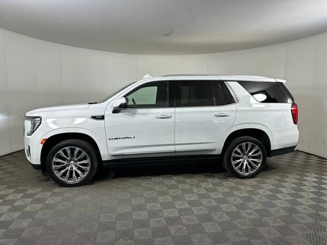 Used 2021 GMC Yukon Denali w/ Denali Premium Package image 6