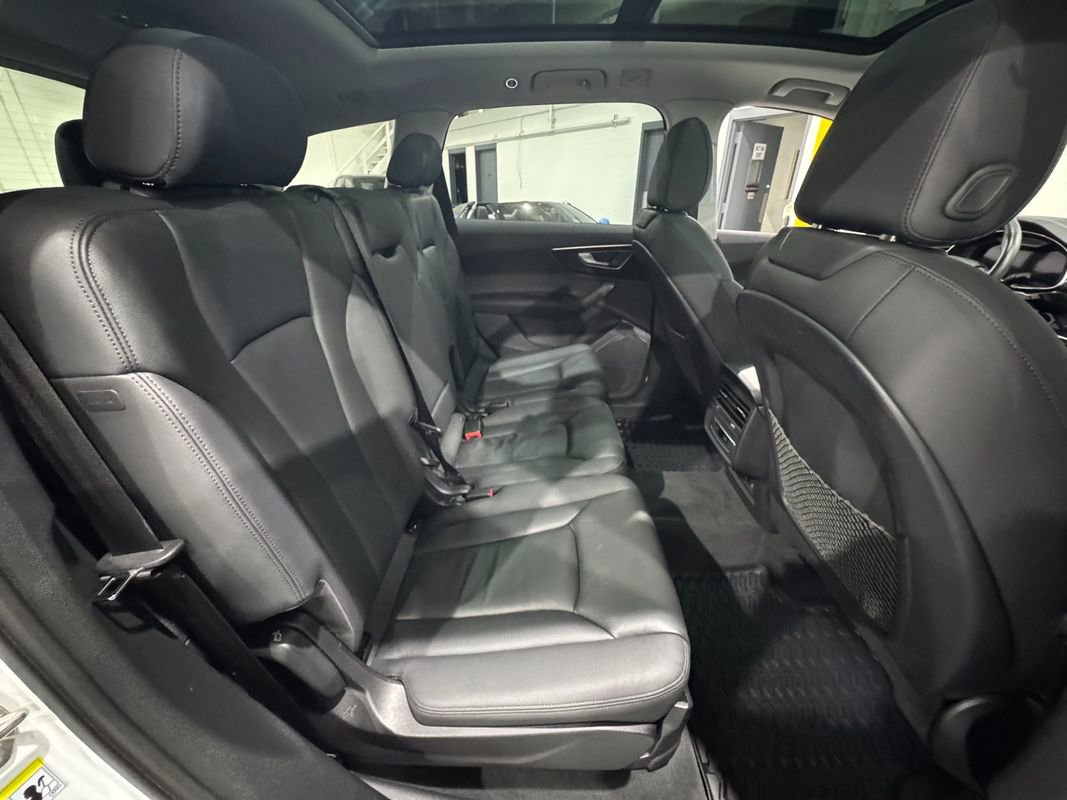 Used 2023 Audi Q7 2.0T Premium w/ Convenience Package image 45