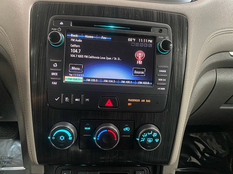 Used 2015 Chevrolet Traverse LT image 19