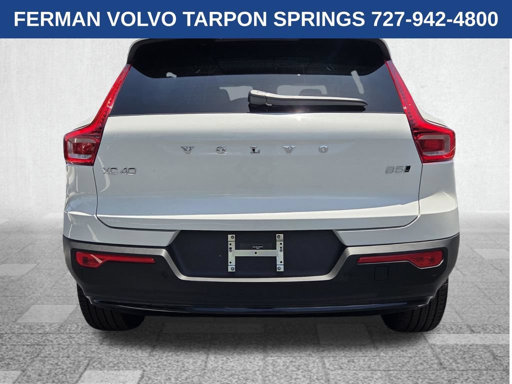 New 2026 Volvo XC40 B5 Plus w/ Climate Package AWD/4WD image 7