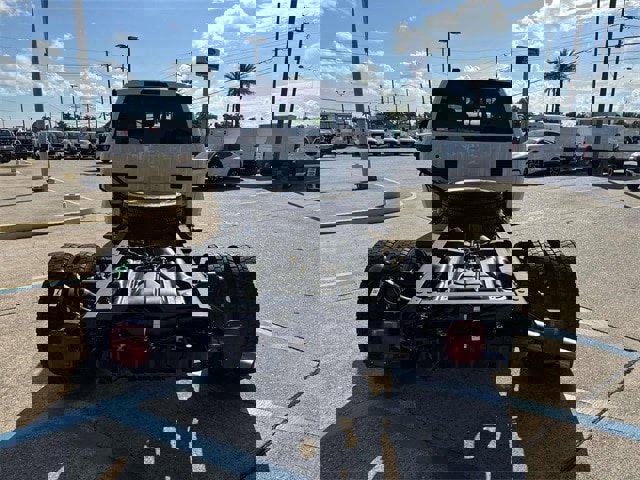 New 2025 Ford F550 4x4 SuperCab Super Duty image 6