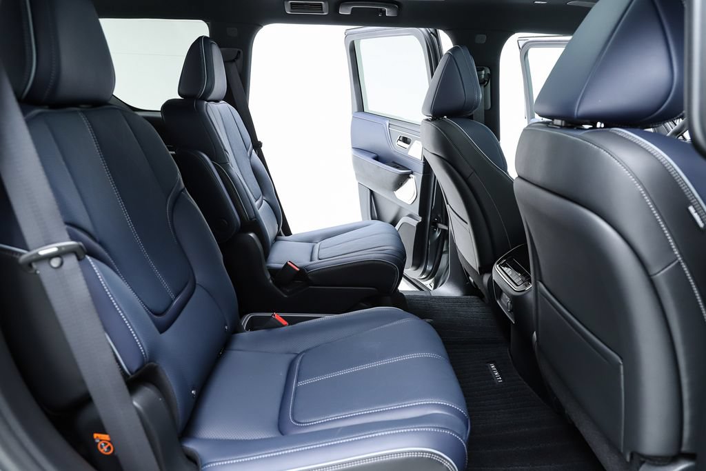 New 2026 INFINITI QX80 4WD w/ Sport Exterior Package image 80