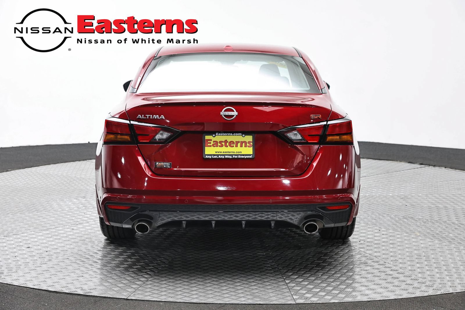 Used 2024 Nissan Altima 2.5 SR w/ SR Premium Package FWD image 6