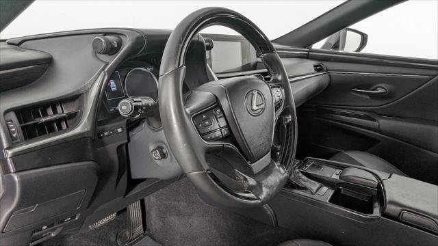 Used 2019 Lexus ES 350 w/ Premium Package FWD image 26
