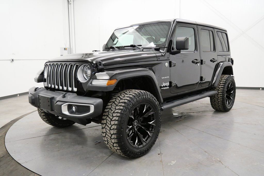 Used 2020 Jeep Wrangler Unlimited Sahara w/ Dual Top Group image 3