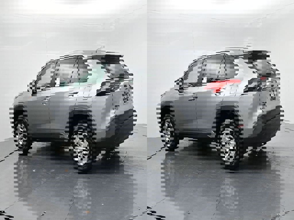 New 2025 Toyota RAV4 LE image 5