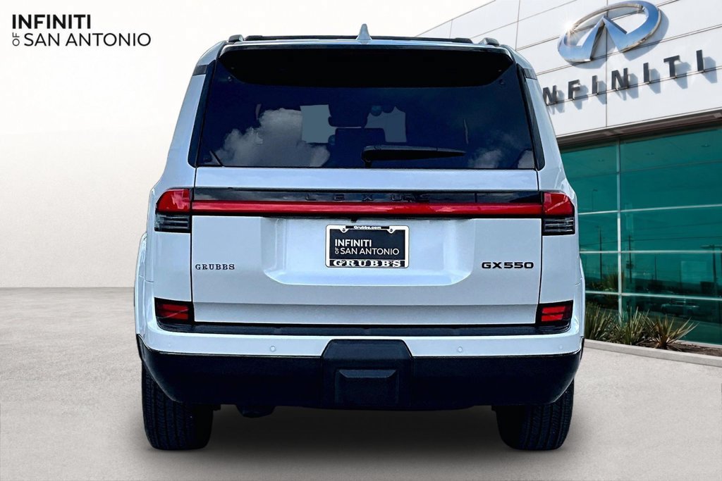 Used 2025 Lexus GX 550 w/ Accessory Package (2T) AWD/4WD image 5