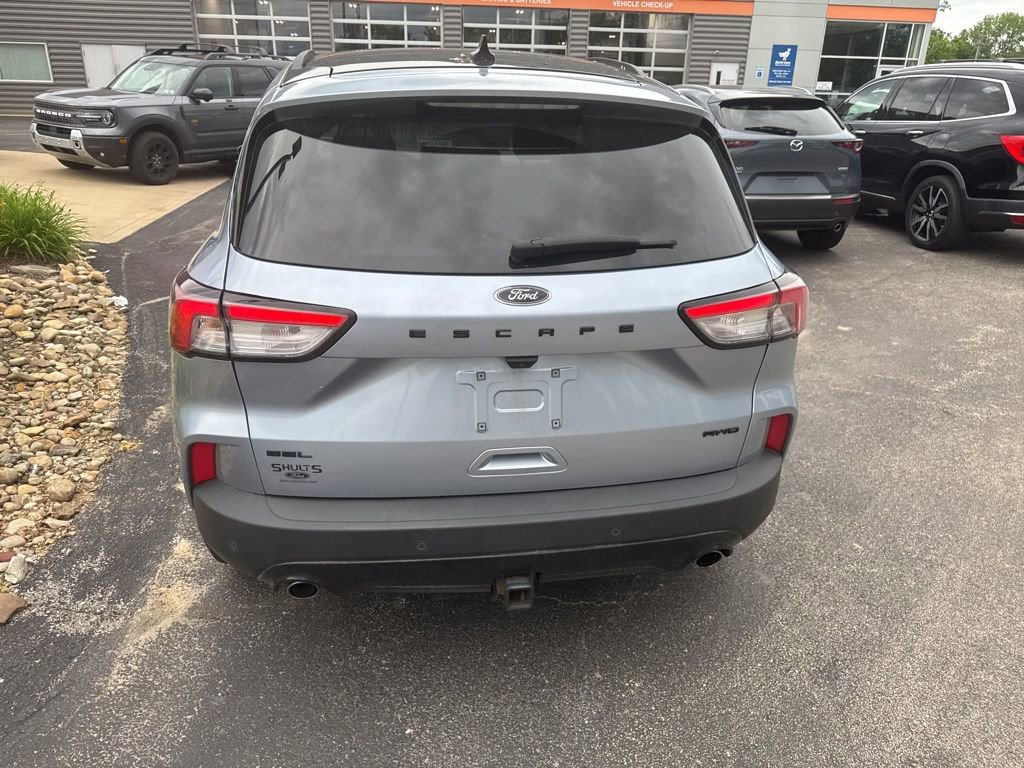 Used 2022 Ford Escape SEL w/ SEL Stealth AWD Package image 4