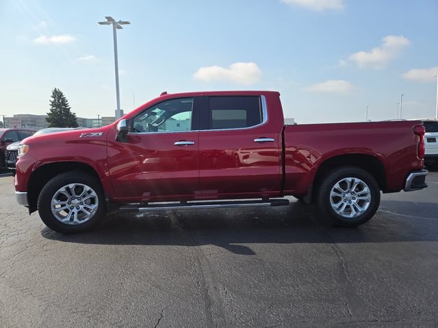 Used 2022 Chevrolet Silverado 1500 LTZ w/ LTZ Premium Package AWD/4WD image 16