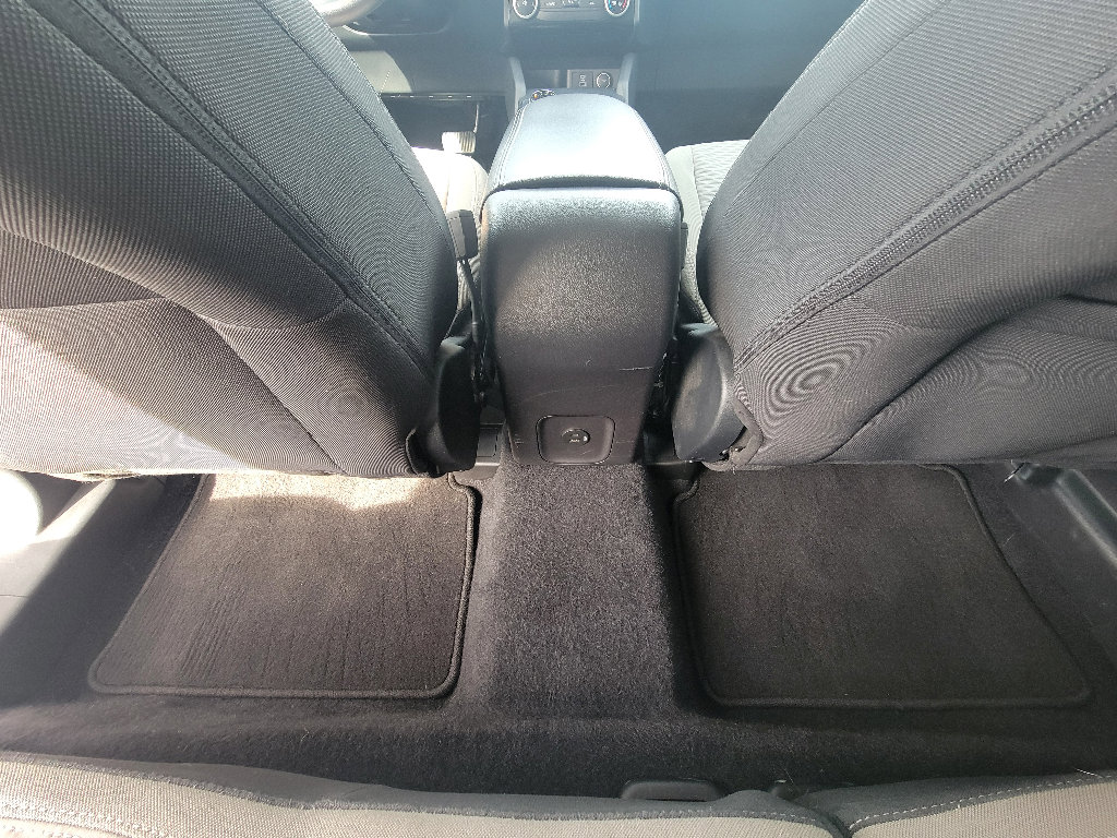Used 2021 Ford Escape SE FWD image 27