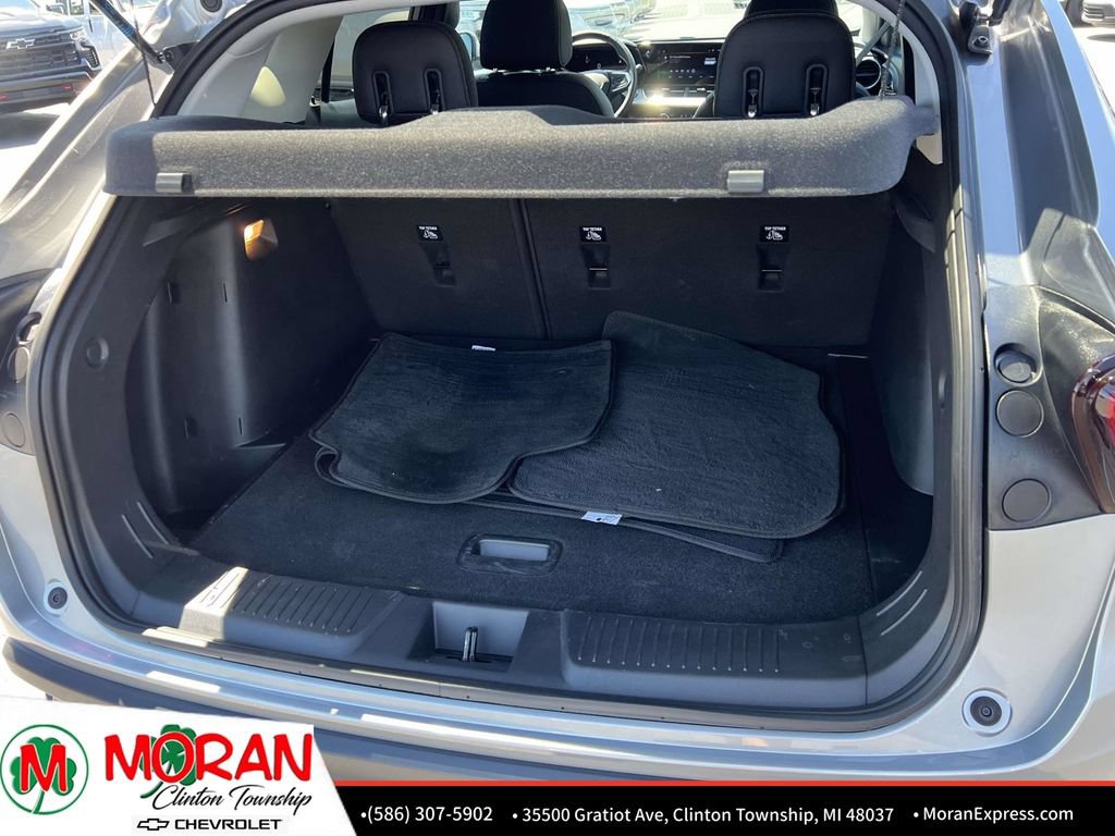 Certified 2024 Chevrolet Trax LT w/ Driver Confidence Package FWD image 12
