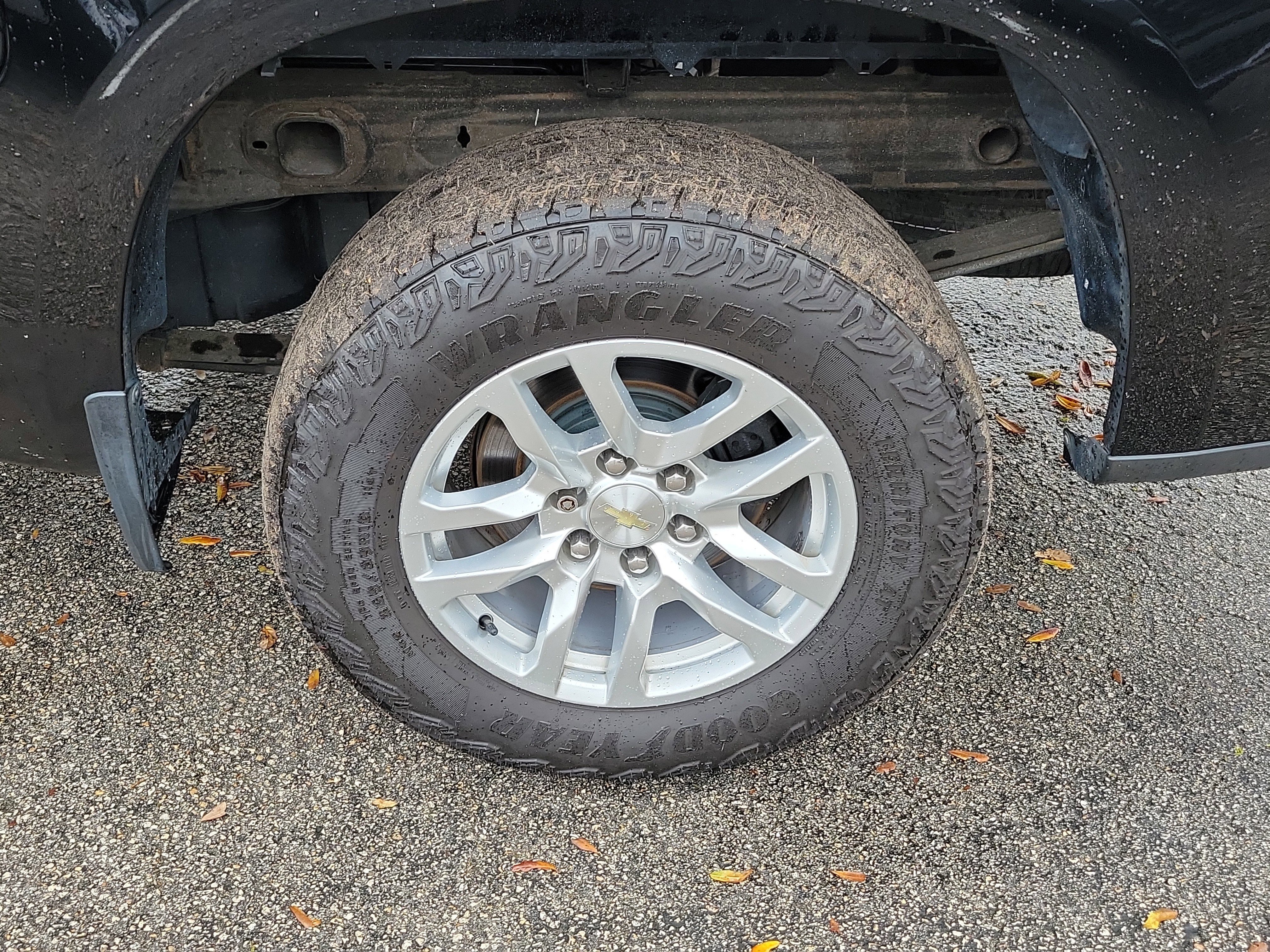 Used 2020 Chevrolet Silverado 1500 LT w/ All-Star Edition image 37