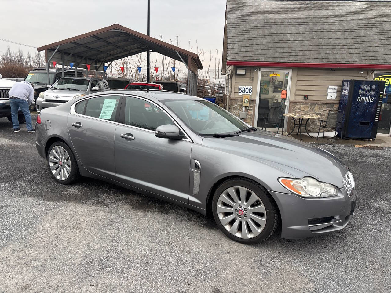 Used 2009 Jaguar XF Premium RWD image 5