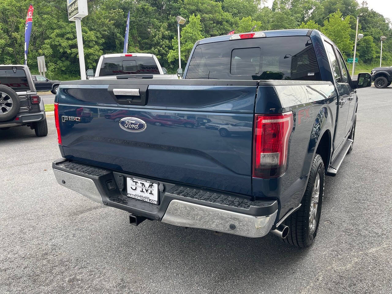 Used 2017 Ford F150 XLT w/ Equipment Group 302A Luxury AWD/4WD image 9