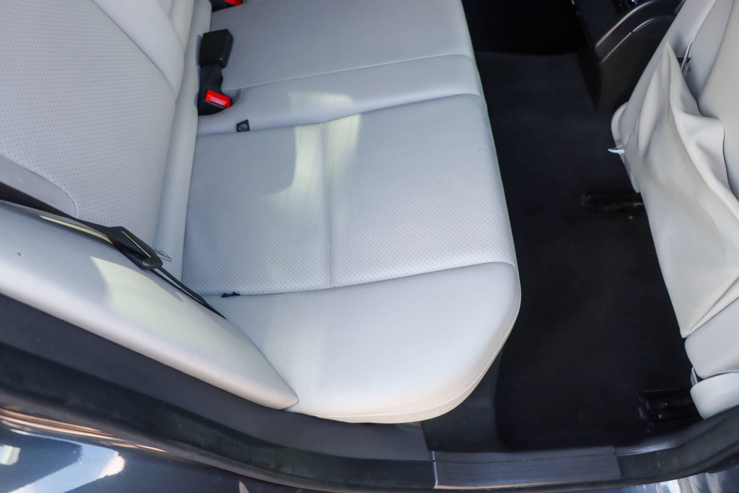 Used 2014 Mercedes-Benz C 300 4MATIC Sedan image 20
