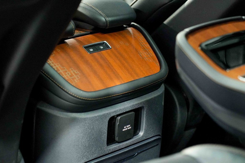 Used 2025 Lincoln Navigator Black Label image 28