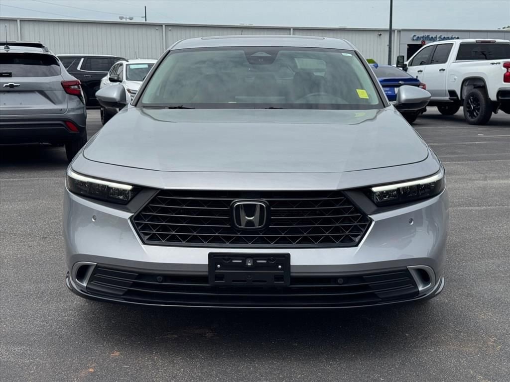 Used 2024 Honda Accord Touring image 8
