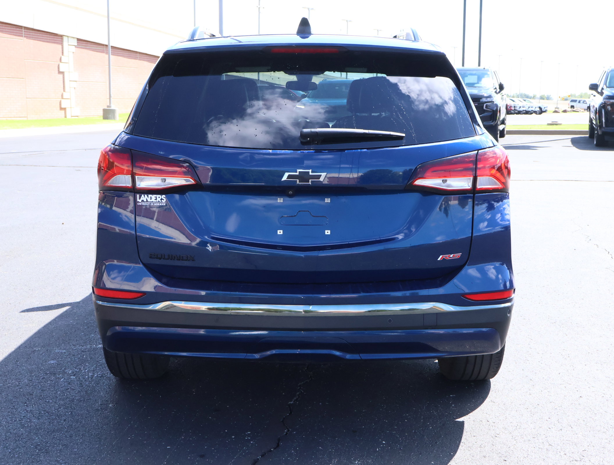 Used 2022 Chevrolet Equinox RS w/ Infotainment Package image 27