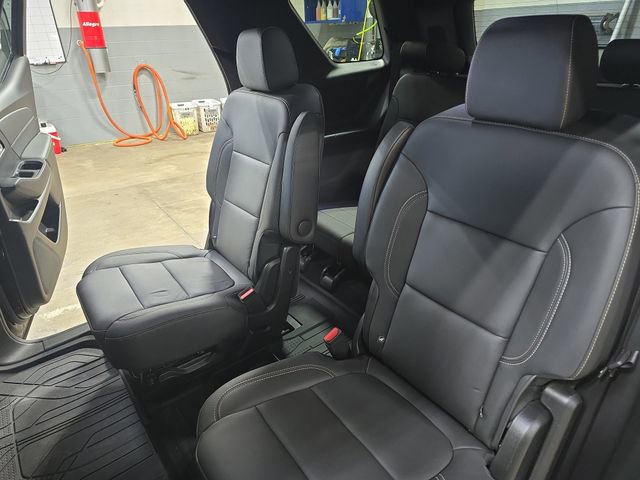 Used 2023 Chevrolet Traverse LT w/ LPO, Floor Liner Package image 19