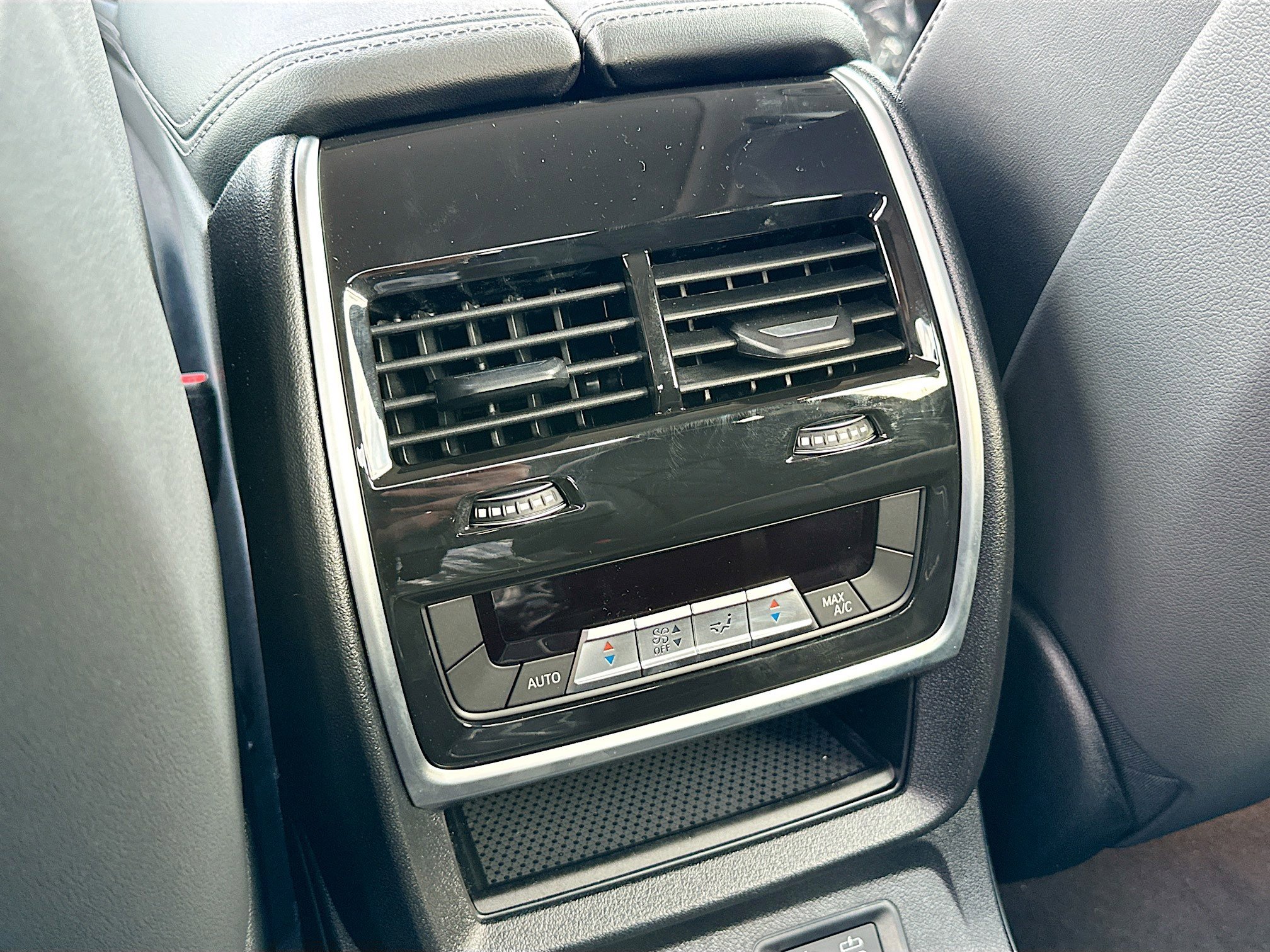 New 2026 BMW X7 xDrive40i w/ Premium Package image 20