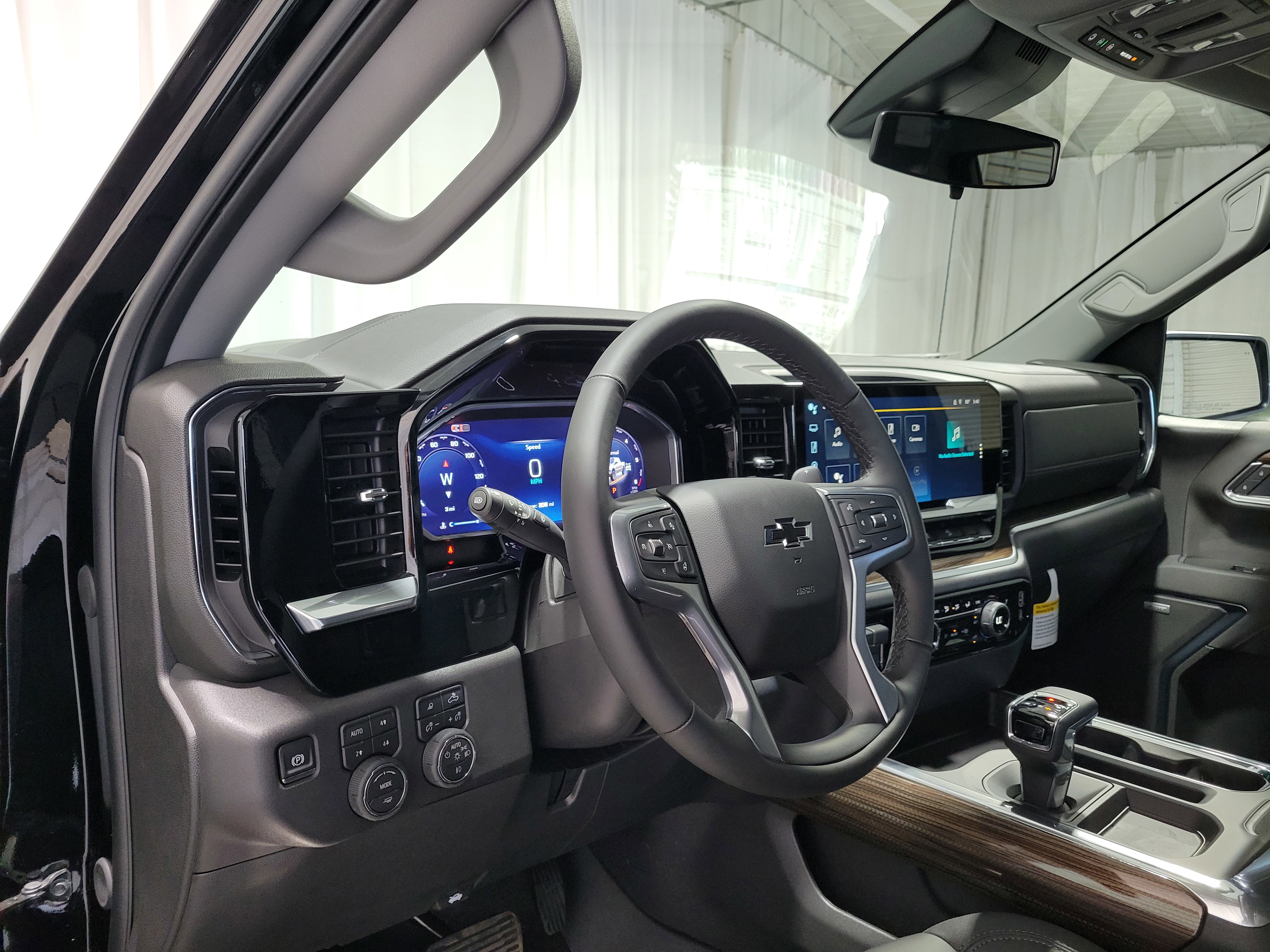 New 2026 Chevrolet Silverado 1500 LT Trail Boss w/ LT Trail Boss Premium Package image 33